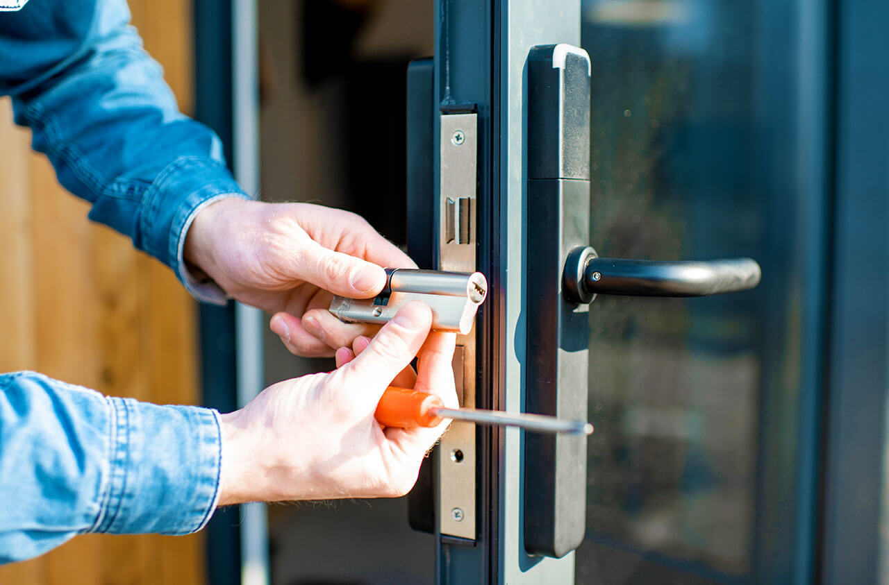 you-need-a-new-door-lock-installed-in-your-home-or-business