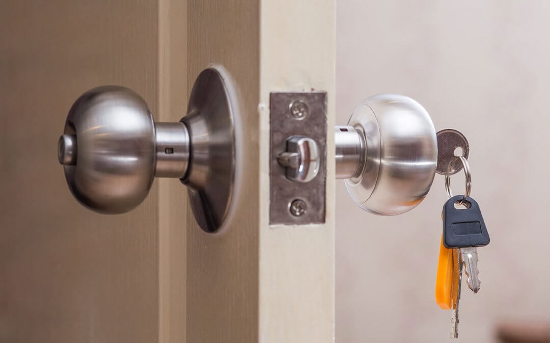 How To Fix A Broken Front Door Lock